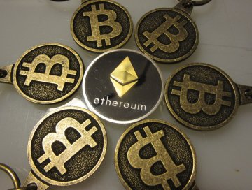 Bitcoin and Ethereum: are they good investments?